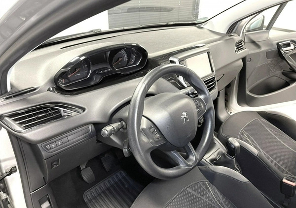 Peugeot 208 cena 33000 przebieg: 143000, rok produkcji 2014 z Szepietowo małe 742